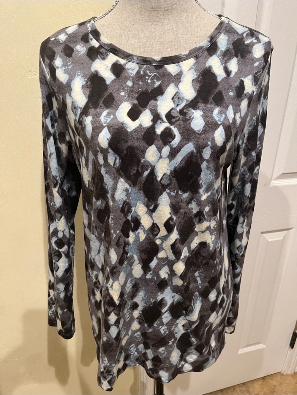 Simply Vera Vera Wang Abstract Long Sleeve 100% Cotton Knit Top